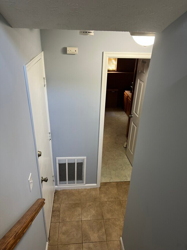 Building Photo - 13514 Steeplechase Dr