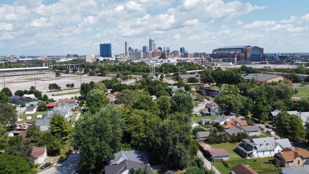 Arial view towards downtown - 812 Marion Ave