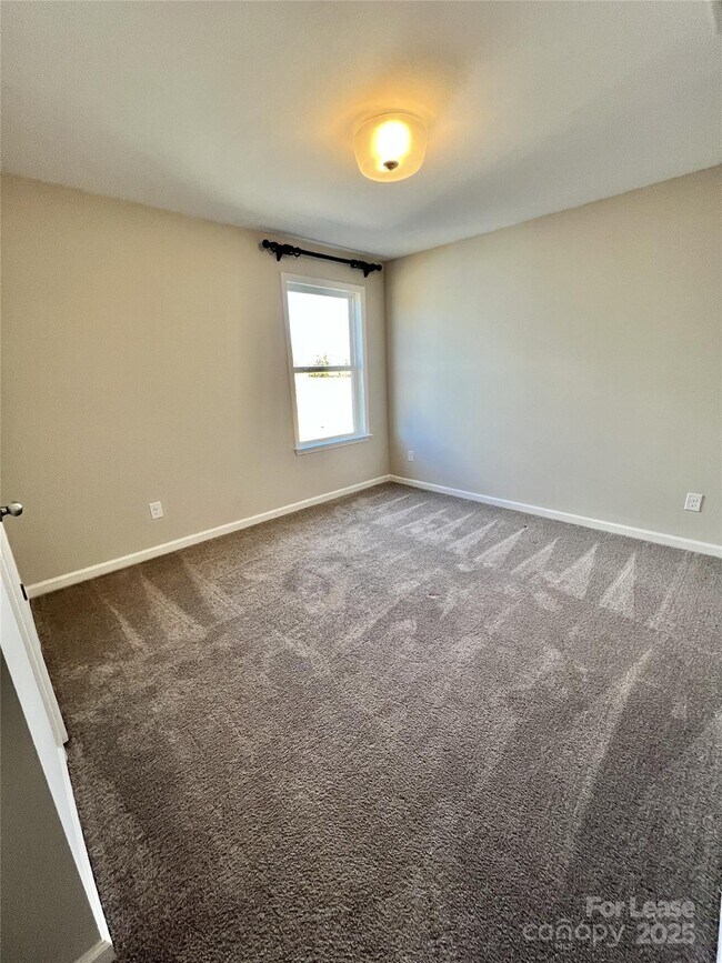 Building Photo - 1006 Creeks Landing Dr