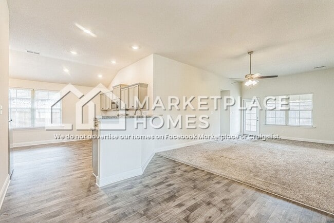 Building Photo - 2488 Marion Ln