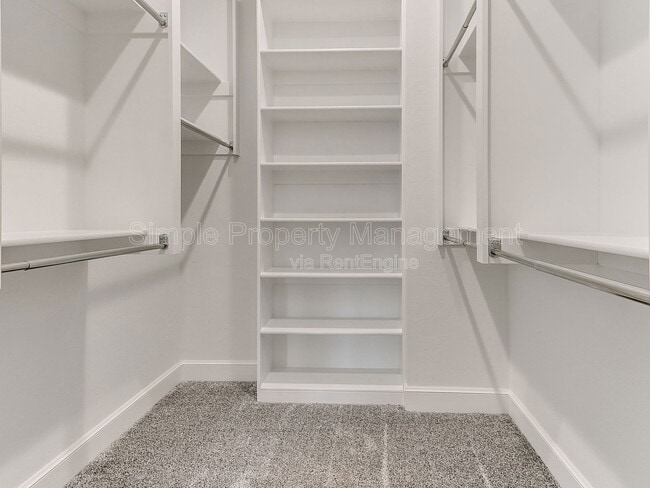 Building Photo - 821 NW 8th St