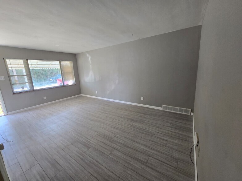 Building Photo - 853 Hornsby Ave