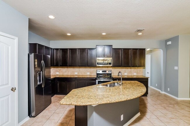 Building Photo - 8812 Belgian Fls