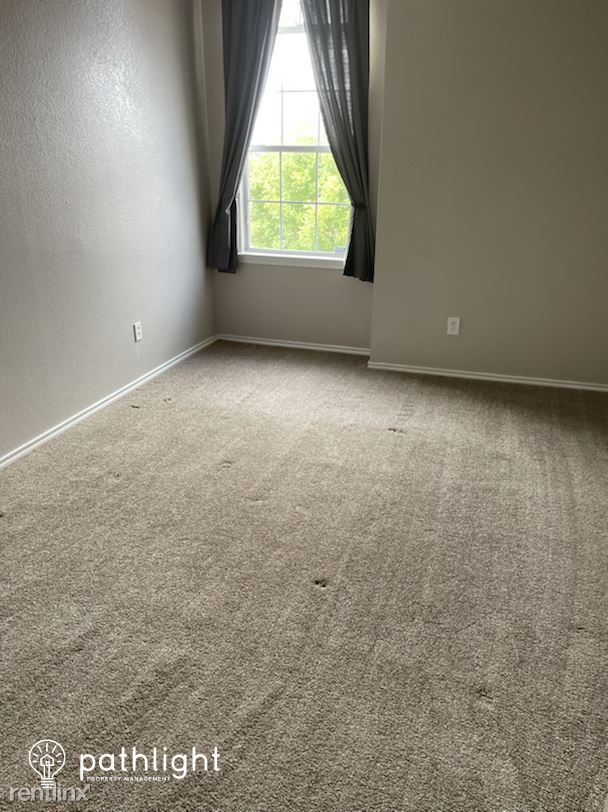 Building Photo - 4 br, 2.5 bath House - 2136 Priscella Driv...