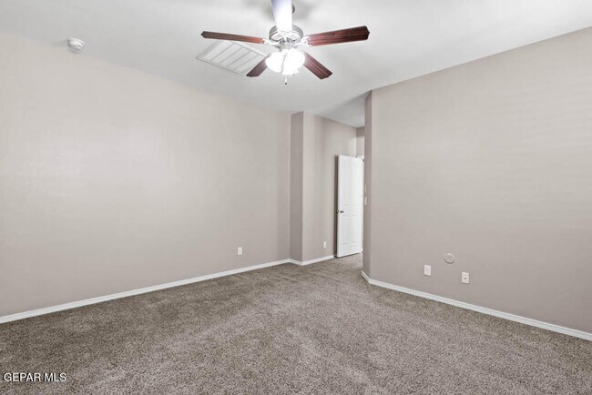 Building Photo - 14229 Bluesky Point Ct