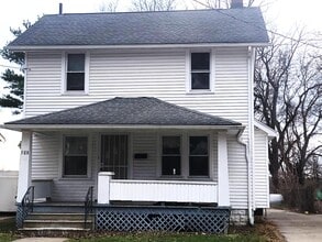 Building Photo - 588 Sanford Ave