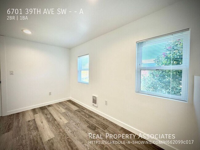 Building Photo - 6701 39th Ave SW