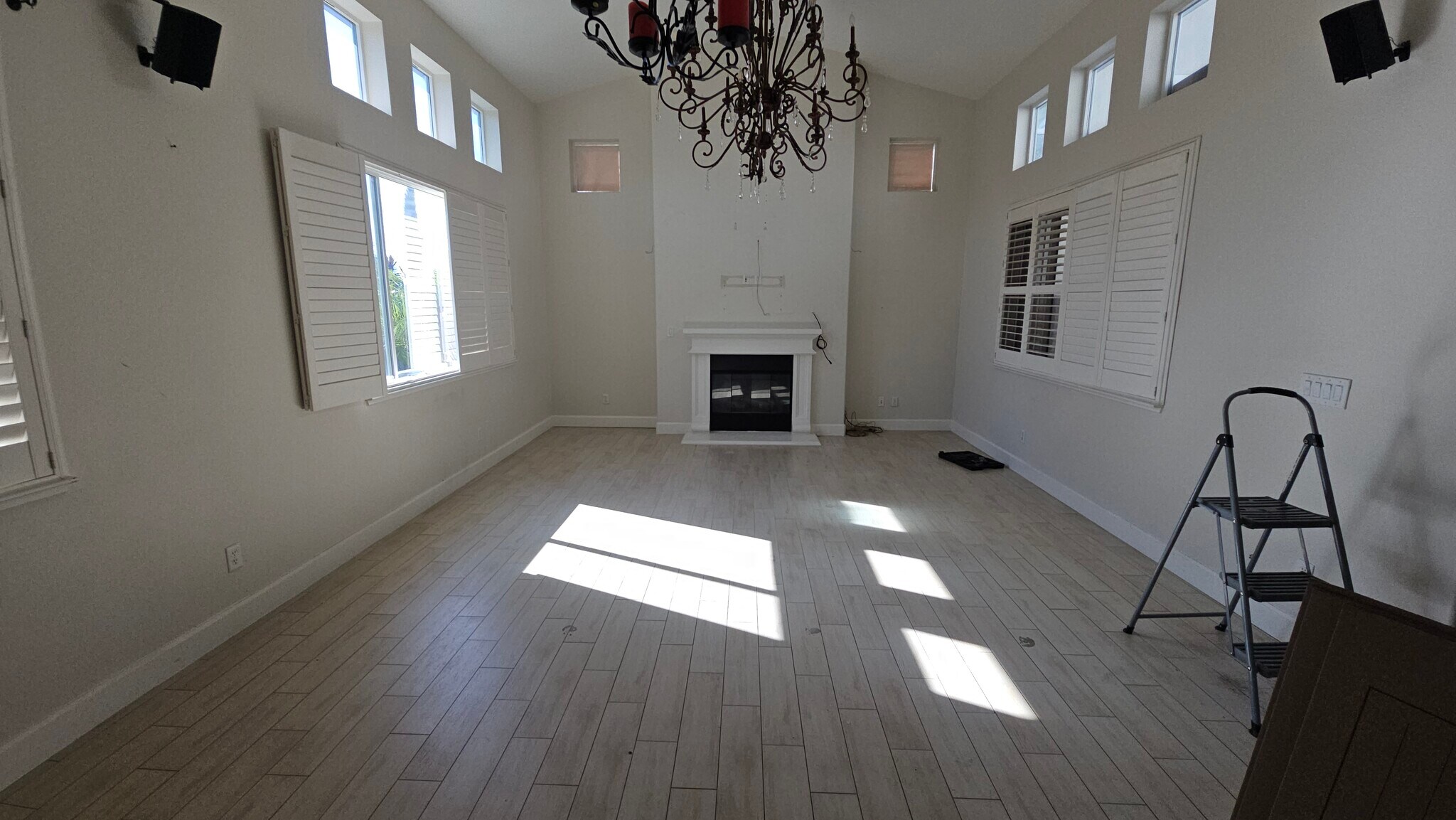 Building Photo - 6 Farentino Ct