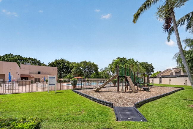 Building Photo - 921 NW 122nd Terrace
