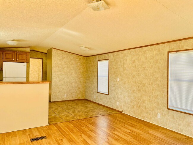 Building Photo - Cute 2 bed/2 bath mobile home in Opelousas