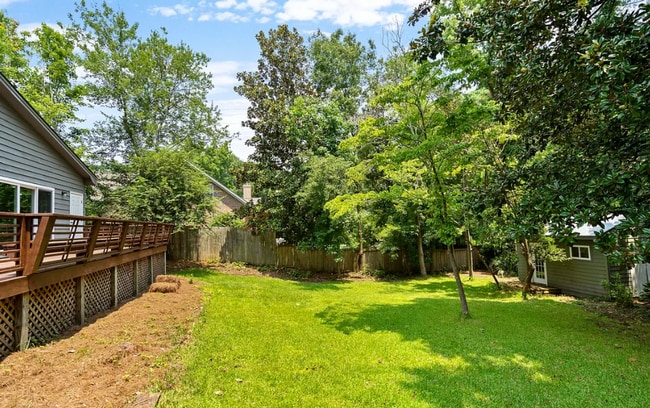 Building Photo - GREENVILLE LOOP- 3 bed | 2 bath house w/ p...