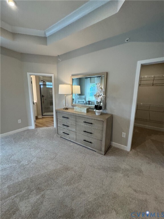 Building Photo - 8001 Lake Laurel Ln