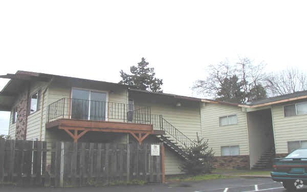 Building Photo - The Diplomat