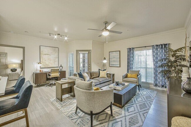 Building Photo - Up to 3 Weeks Free Rent & a Little Somethi...