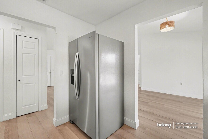 Building Photo - 2910 Country Club Blvd