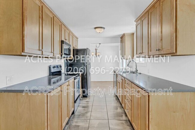Building Photo - 15515 Stone Ave N