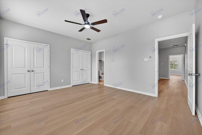 Building Photo - 912 Drexel St