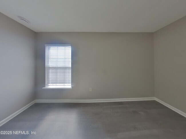 Building Photo - 76384 Deerwood Dr