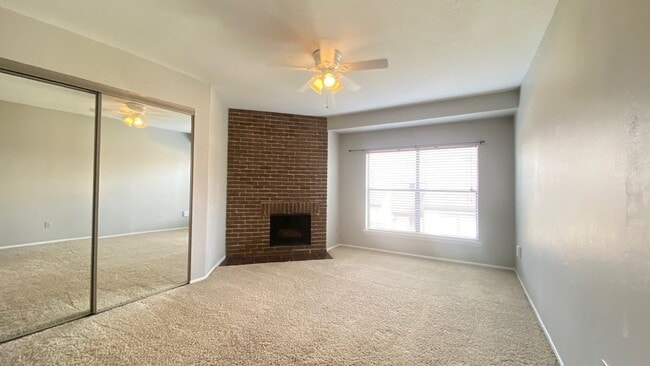 Building Photo - 2601 S Braeswood Blvd