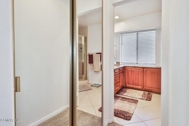 Building Photo - 1208 Westlake Blvd