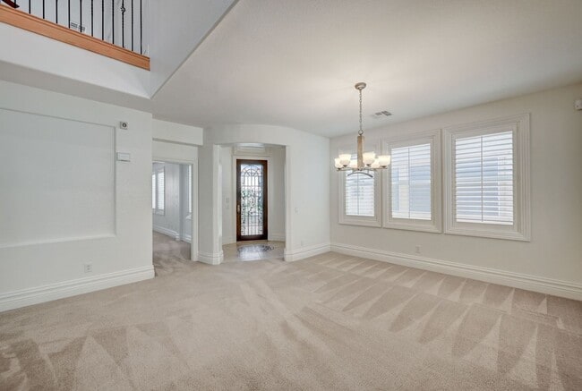 Building Photo - Stunning Rhodes Ranch Four Bedroom