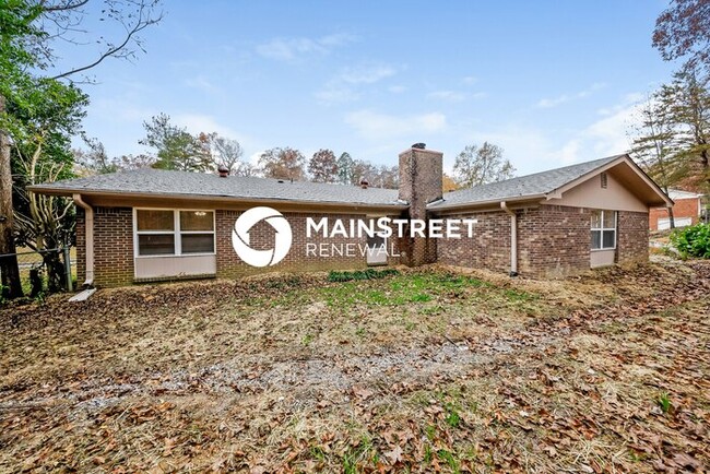 Building Photo - 438 Westchester Dr