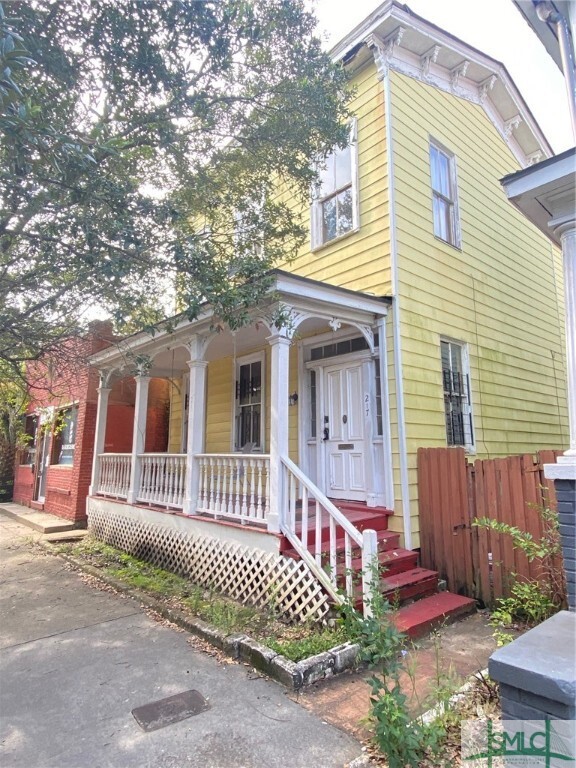 Primary Photo - 217 E Henry St