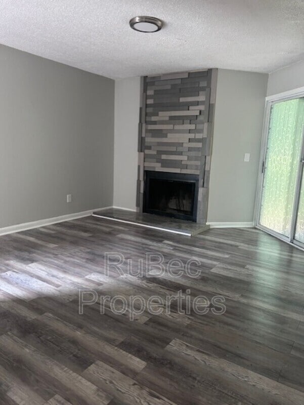 Building Photo - 4416 Sharon Chase Dr