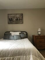 Building Photo - 10092 Hideaway Cove