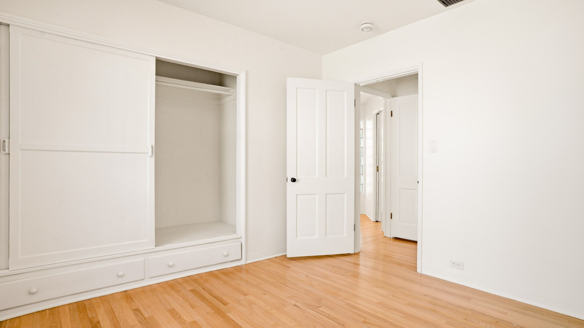 Building Photo - 1755 Craig Ave