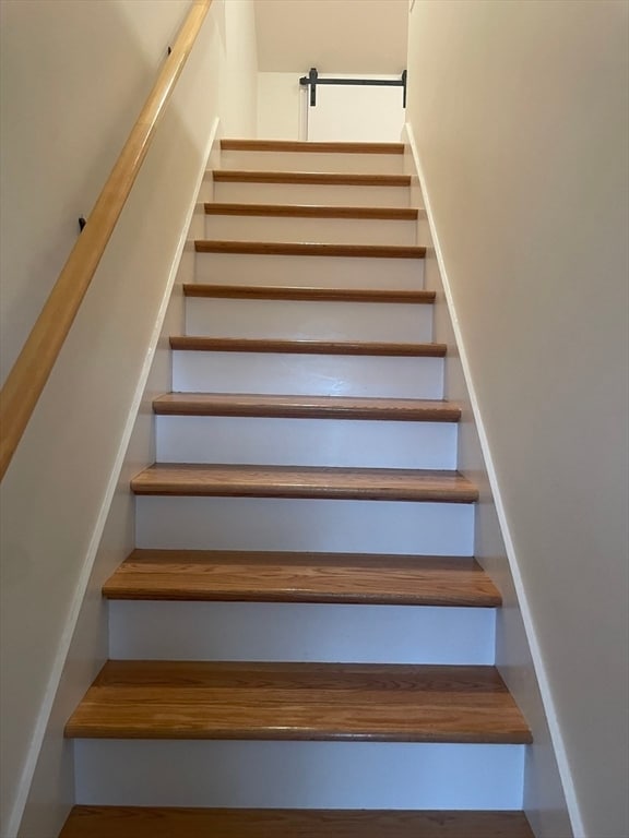 Building Photo - 6 St John Ln