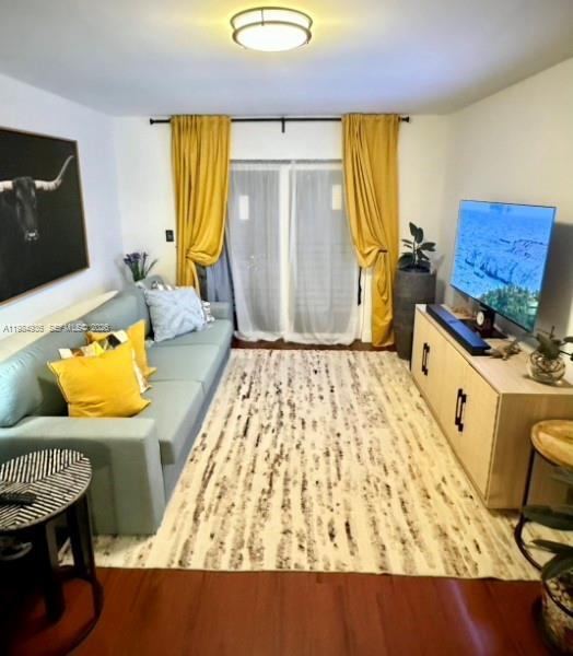 Building Photo - 1033 Lenox Ave.