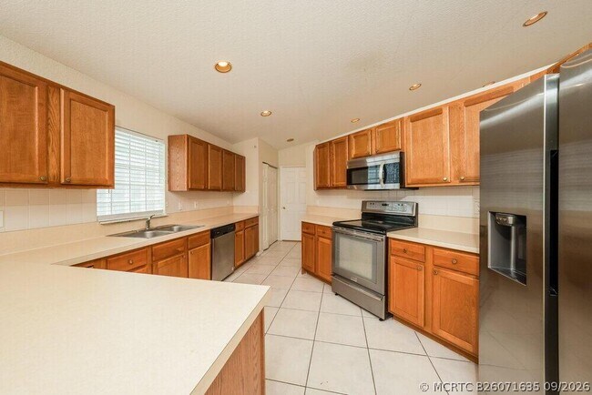 Building Photo - 11034 Harbour Springs Cir