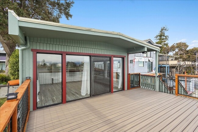 Building Photo - 3313 Fernside Blvd