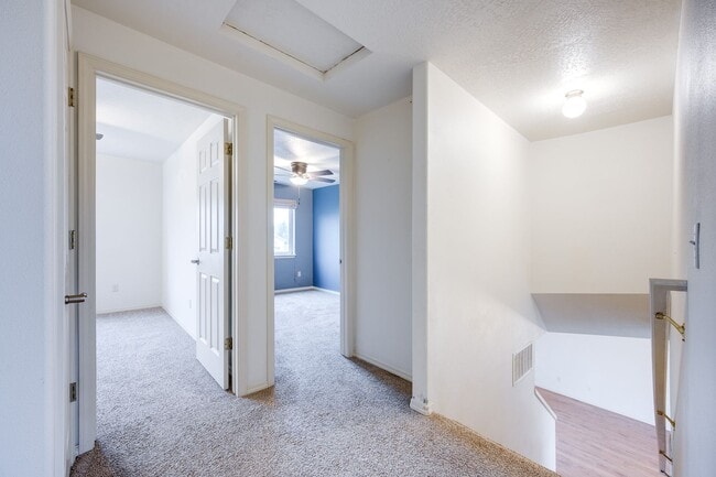 Building Photo - MOVE-IN SPECIAL! Bright & Spacious 4-Bedroom Home in One of Pullman’s Most Desirable Neighborhoods