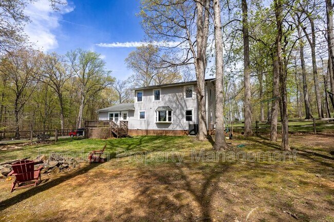 Building Photo - 6197 Edwards Dr