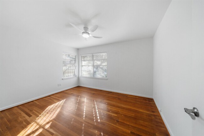 Building Photo - 4614 Merwin St