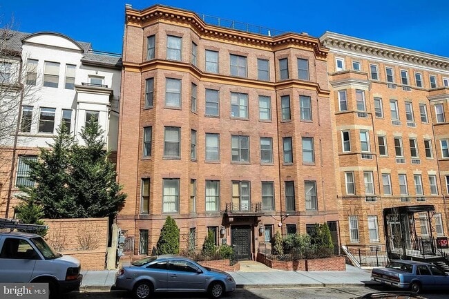 Primary Photo - 1417 Chapin St NW