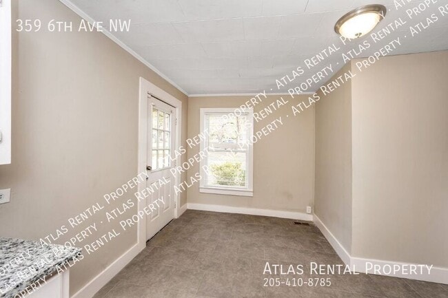 Building Photo - 359 6th Ave