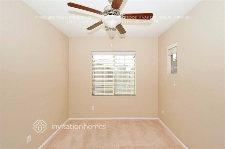 Building Photo - 687 Calamus Palm Pl