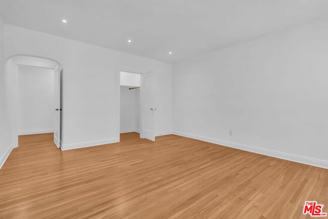 Building Photo - 6131 W 5th St