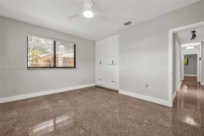 Building Photo - 454 NE 93rd St