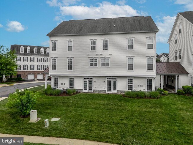 Building Photo - 14602 Shelford Way