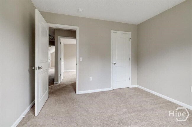 Building Photo - 62 Peregrine Cir