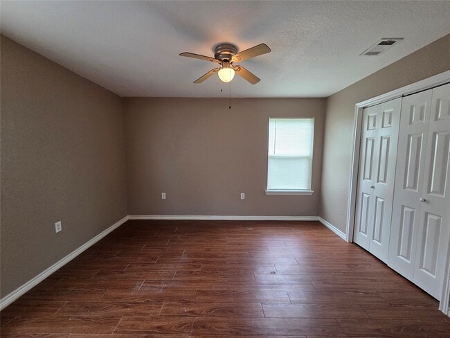 Building Photo - 438 Spence Ln