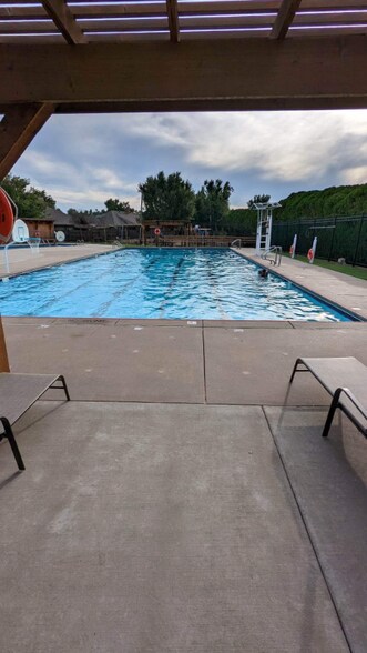 Building Photo - 7126 NW 115th St