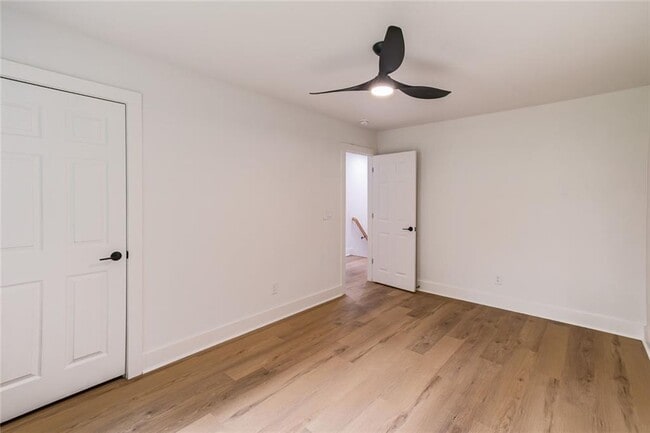 Building Photo - 2601 Garland Way