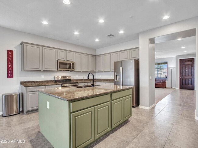 Building Photo - 7135 W Desert Mirage Dr