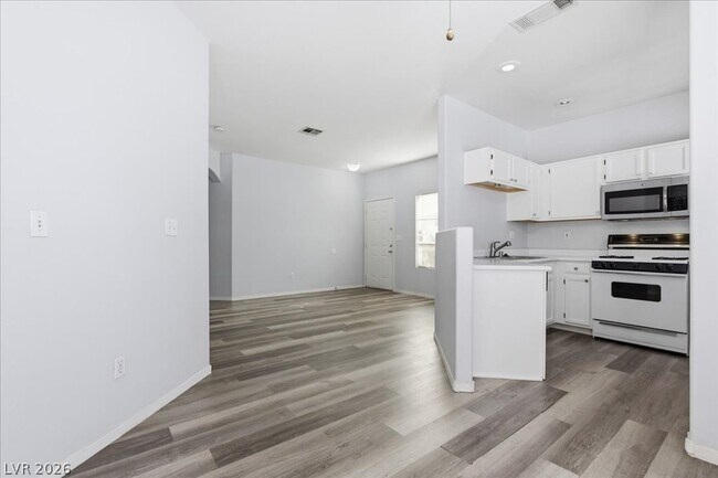 Building Photo - 9000 S Las Vegas Blvd