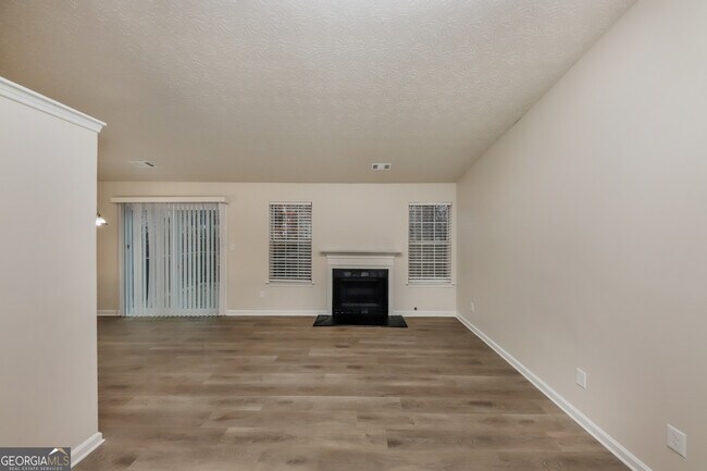 Building Photo - 1357 Ling Dr